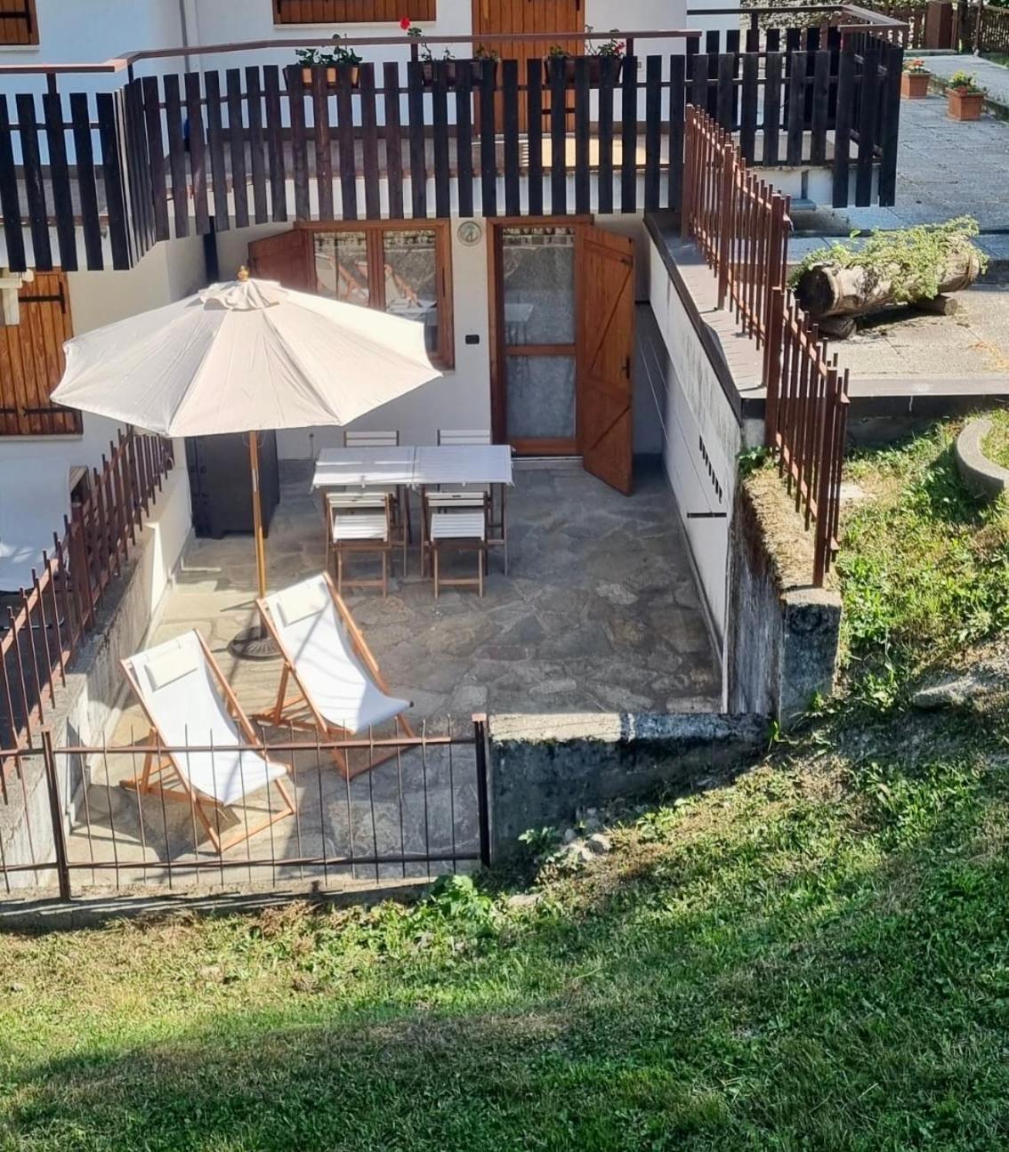 La Casa Del Cervo Lägenhet Limone Piemonte Exteriör bild